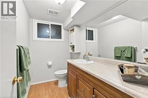 12 Glamis Court, Hamilton, ON 
