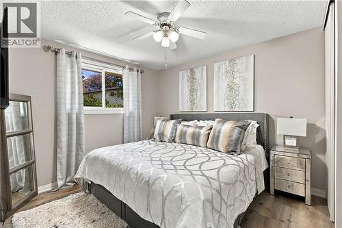 12 Glamis Court, Hamilton, ON 