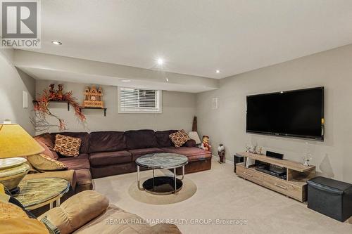 768 White Alder Avenue, Ottawa, ON 