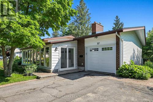 37 Lyall Street, Ottawa, ON 