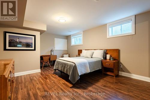 Tons of natural light to lower level bedroom. - 19 Francesco Crescent, St. Catharines (Rykert/Vansickle), ON 
