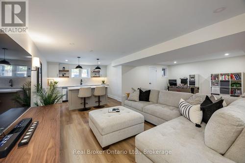 110 Sumersford Drive, Clarington (Bowmanville), ON 