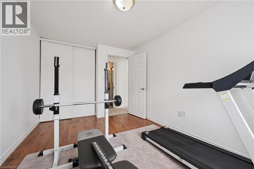 Bright interior room with wood-finish flooring - 54 Green Valley Drive Unit# 13, Kitchener, ON 
