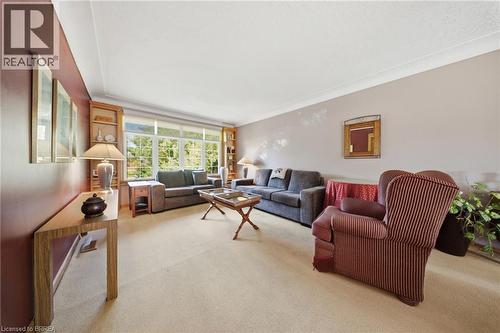 14 Falkland Road, Falkland, ON 