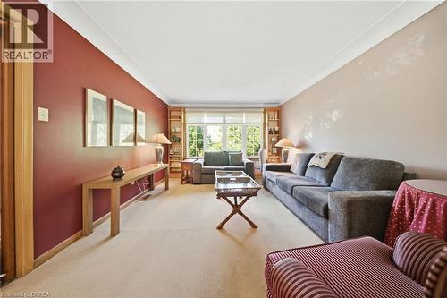14 Falkland Road, Falkland, ON 