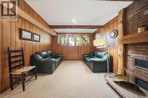 14 Falkland Road, Falkland, ON 