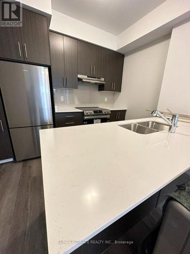 32 - 15 WILLIAM JACKSON WAY , Toronto, Ontario M8V 0J8 4