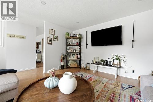 80 Eden Avenue, Regina, SK 
