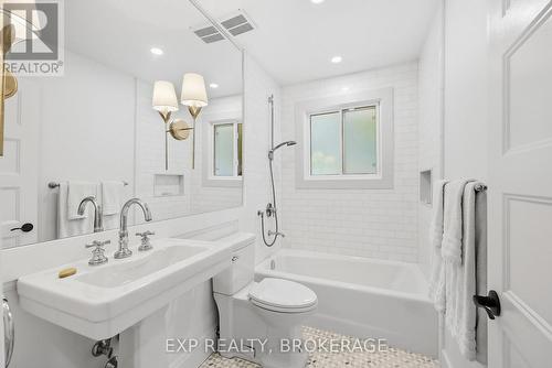 2114 Hambly Lane, Frontenac (Frontenac South), ON 