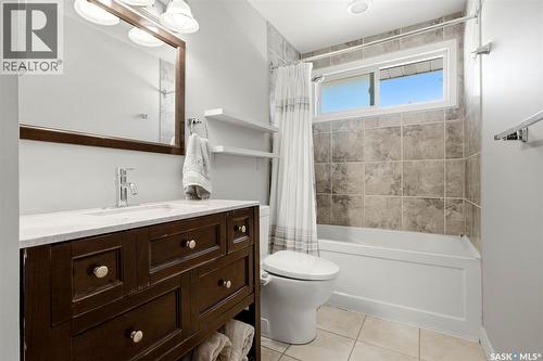 16 Sandison Crescent, Regina, SK 