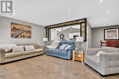 5668 Mahogany Lane, Ottawa, ON 