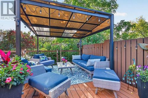 5668 Mahogany Lane, Ottawa, ON 