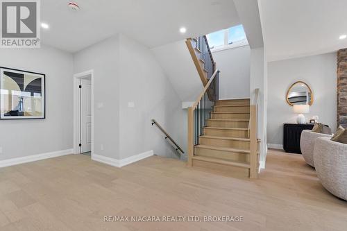 6136 Curlin Crescent, Niagara Falls (Forestview), ON 