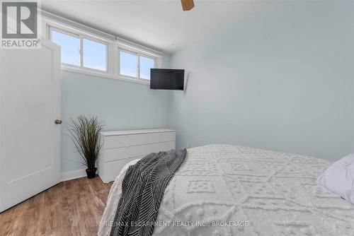 301 - 5 Viking Court, Grimsby (Grimsby Beach), ON 