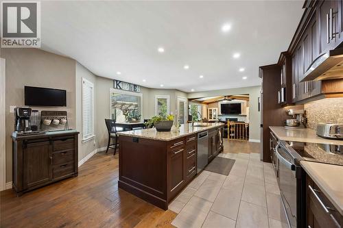 756 St Clair Parkway, St Clair, ON 
