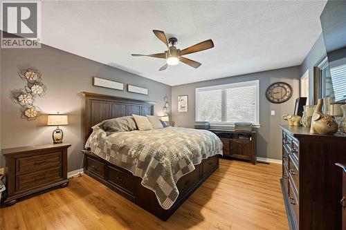 756 St Clair Parkway, St Clair, ON 