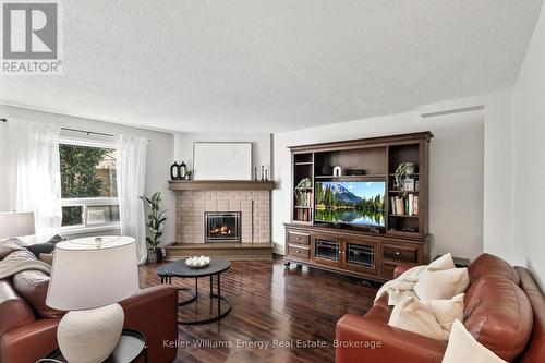 523 Palmtree Crescent, Oshawa (Eastdale), ON 