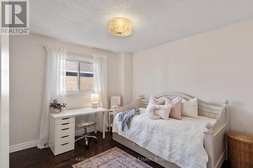 523 Palmtree Crescent, Oshawa (Eastdale), ON 