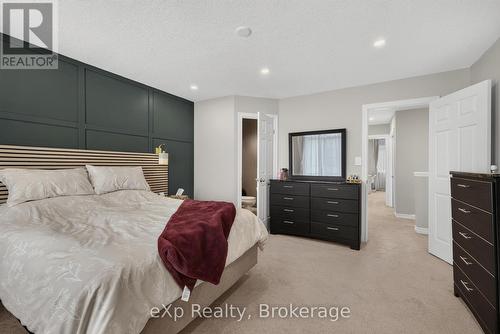 4 - 975 Strasburg Road, Kitchener, ON 