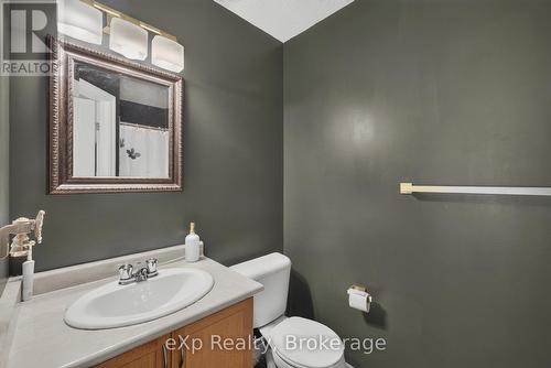 4 - 975 Strasburg Road, Kitchener, ON 