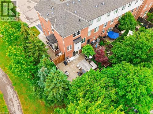 Brick exterior with multiple windows - 2435 Coho Way, Oakville, ON 