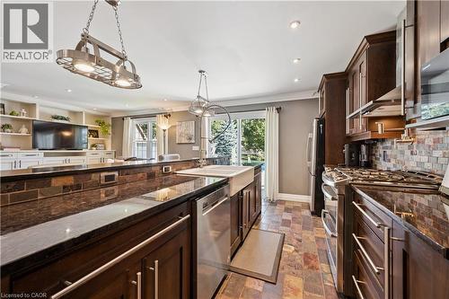 1039 Molesworth Street, Wellesley, ON 