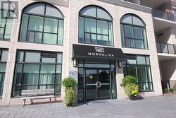 404 - 460 CALLAWAY ROAD London North (North R), ON N6G 0N8