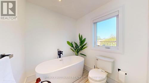 33 Kimberley Avenue, Toronto, ON 