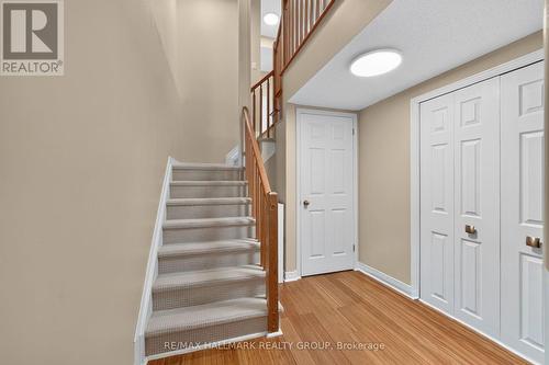 Basement landing leading to storage - 148 Sawmill Private, Ottawa, ON 