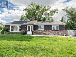 36 ELMVALE BOULEVARD Whitchurch-Stouffville, ON L4A 2Y3