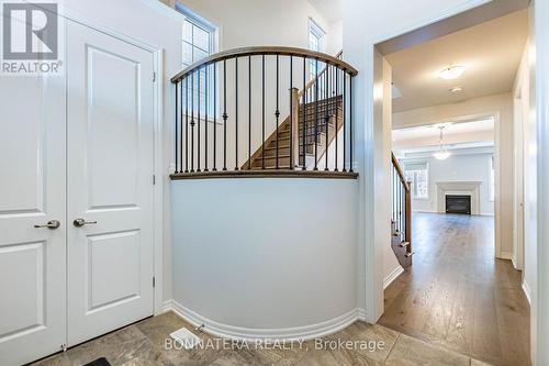 3136 ERNEST APPELBE BOULEVARD , Oakville, Ontario L6H 6M5 4