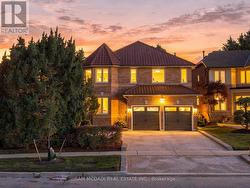5289 FALLINGBROOK DRIVE Mississauga, ON L5V 1N8
