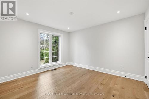 Fifth Bedroom with Engineered Hardwood Flooring - 1601 Venetia Drive, Oakville, ON 