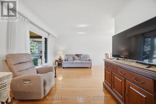 33 Belleglade Court, Toronto, ON 
