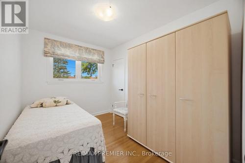 33 Belleglade Court, Toronto, ON 