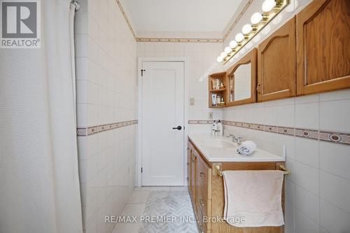 33 Belleglade Court, Toronto, ON 