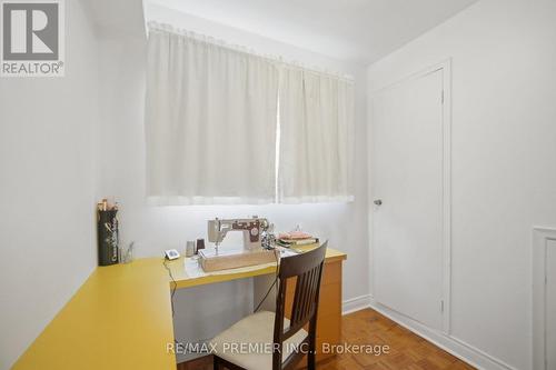 33 Belleglade Court, Toronto, ON 