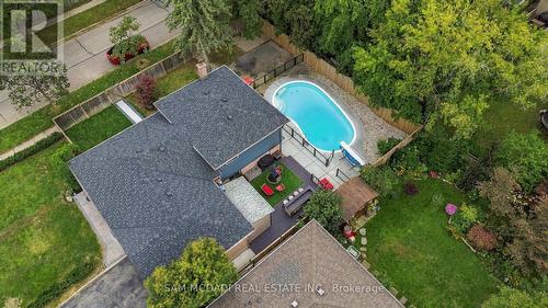 2009 Delaney Drive, Mississauga, ON 