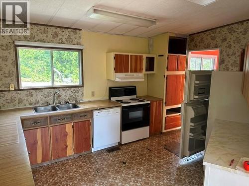 4780 Twin Bays Road, Kaslo, BC 
