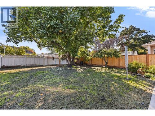 Private Yard - Hydroseeded - 4141 San Clemente Avenue, Peachland, BC 