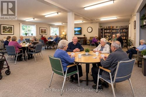 Lounge and Library Area - 202 C - 1099 Clonsilla Avenue, Peterborough (Otonabee Ward 1), ON 