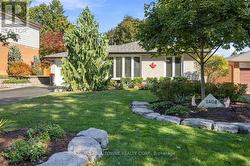 2408 HEREFORD CRESCENT  Burlington, ON L7P 1X3