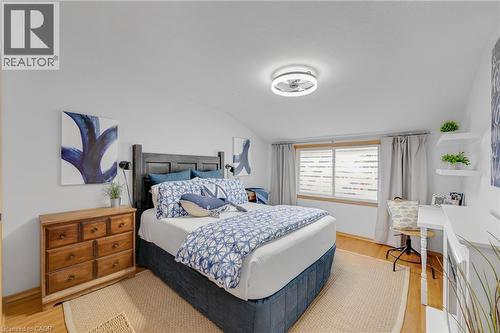 10 Goldfinch Road, Hamilton, ON 