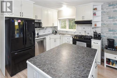 356 Sunset Road, Wahnapitae, ON 