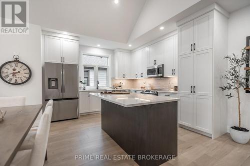9 - 62 Compass Trail, Central Elgin (Port Stanley), ON 
