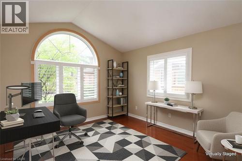 715 Bateman Court, Burlington, ON 