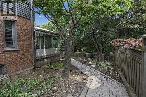 715 Bateman Court, Burlington, ON 