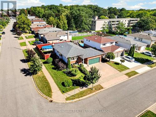 7905 Salisbury Place, Niagara Falls (West Wood), ON 