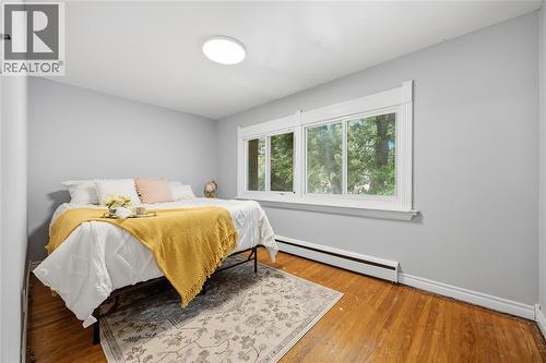 838 Vroom Avenue, Sarnia, ON 