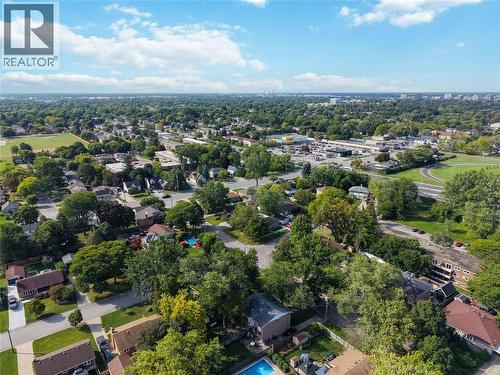 838 Vroom Avenue, Sarnia, ON 
